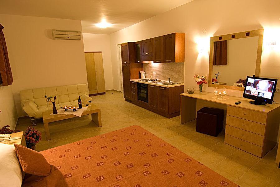 Lindos Blue Sky Lejlighedshotel Eksteriør billede